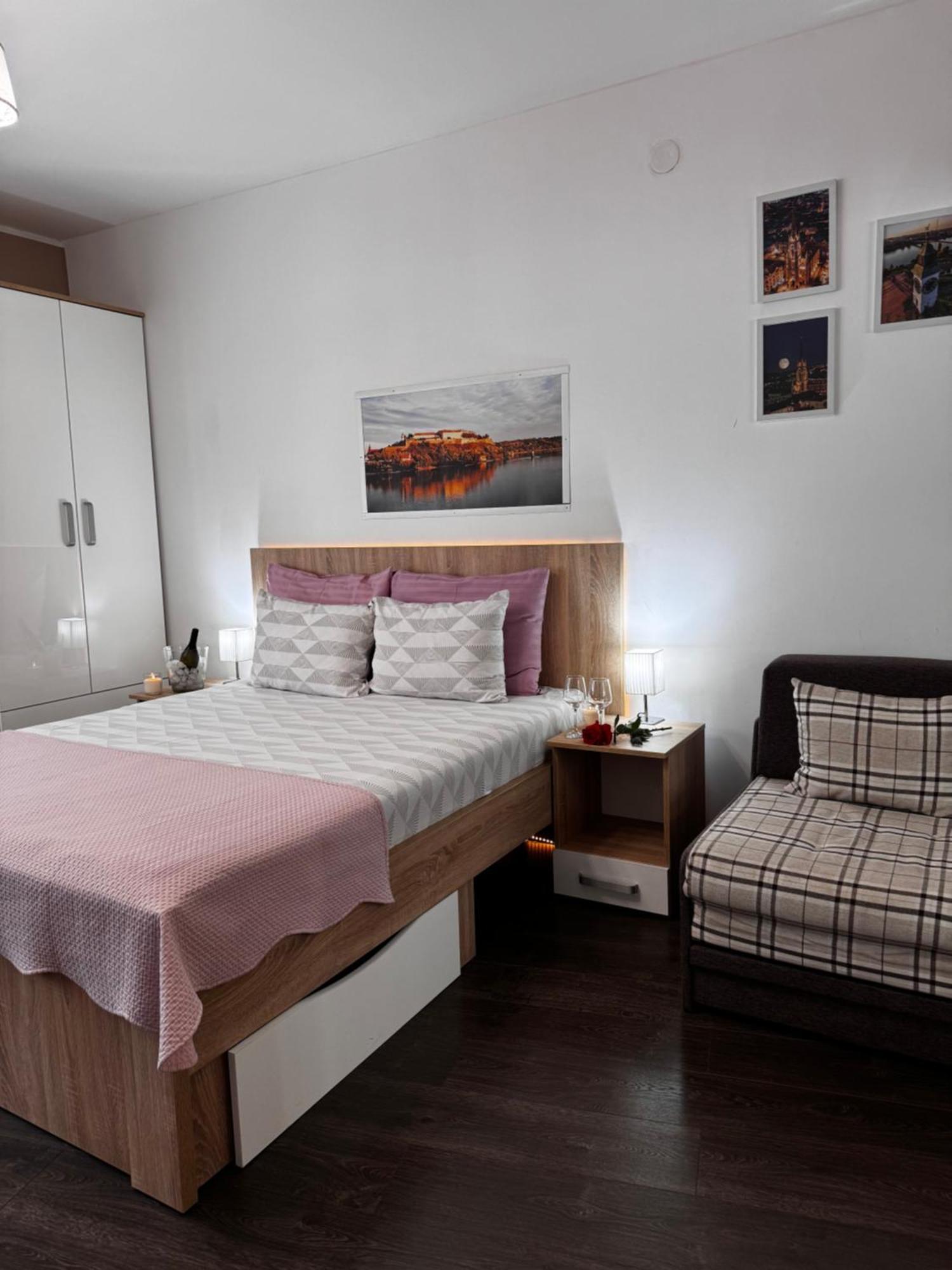 Post Apartmani A-1 Novi Sad Exterior photo